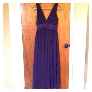 Long formal dress. Size Small